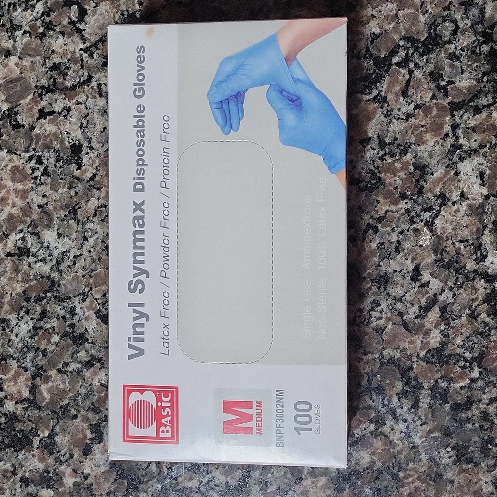 1000 Basic Vinyl Synmax disposable Exam Gloves size medium 7 1/2-8" latex Free